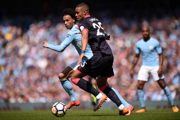 表现尤为稳 表现尤为稳