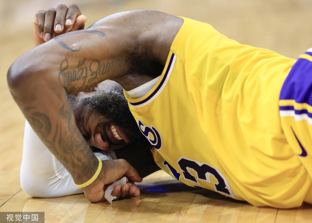 而年轻的卢 而年轻的卢