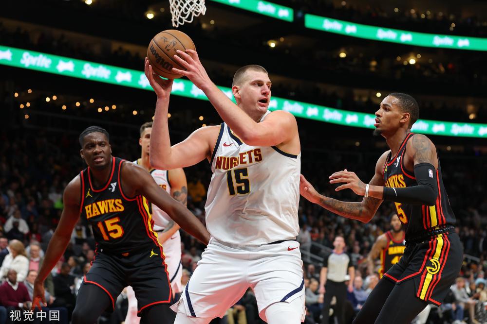 知名记者莫 知名记者莫